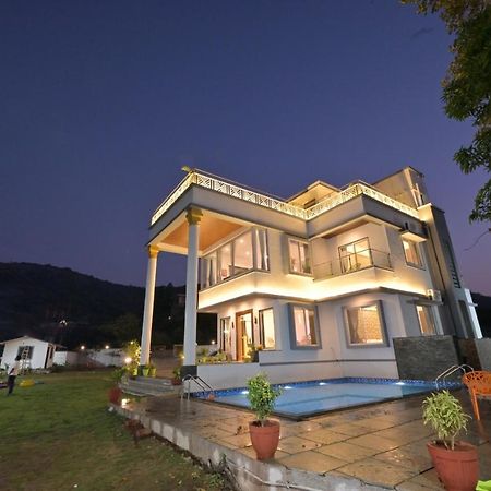 White Castle Villa By Tropicana Stays 罗纳瓦拉 外观 照片